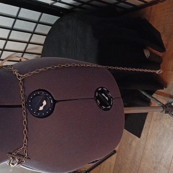 #33. CHICO'S Fabulous chain belt βοΈπππ - Picture 6 of 7